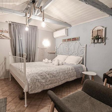 Rina'S House Villa Kalampáka Ngoại thất bức ảnh