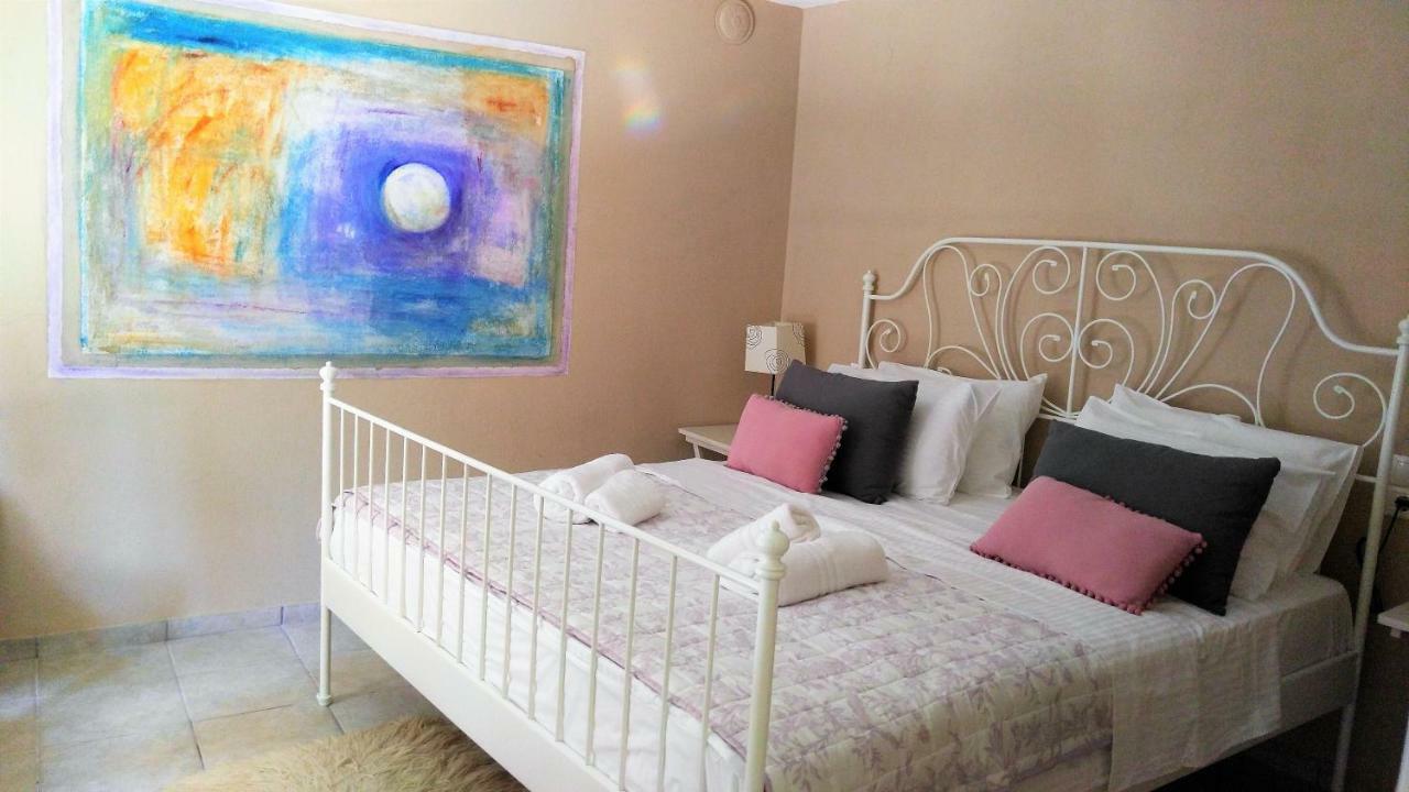 Rina'S House Villa Kalampáka Ngoại thất bức ảnh